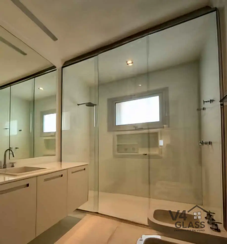 a inovacao do box ate o teto elegancia e qualidade de material para sua residencia